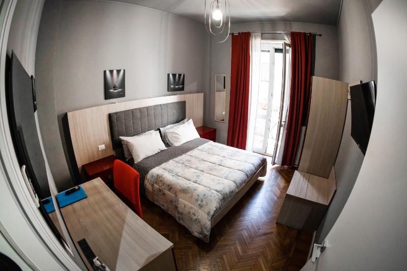 One-Bedroom Apartment with Balcony image 3