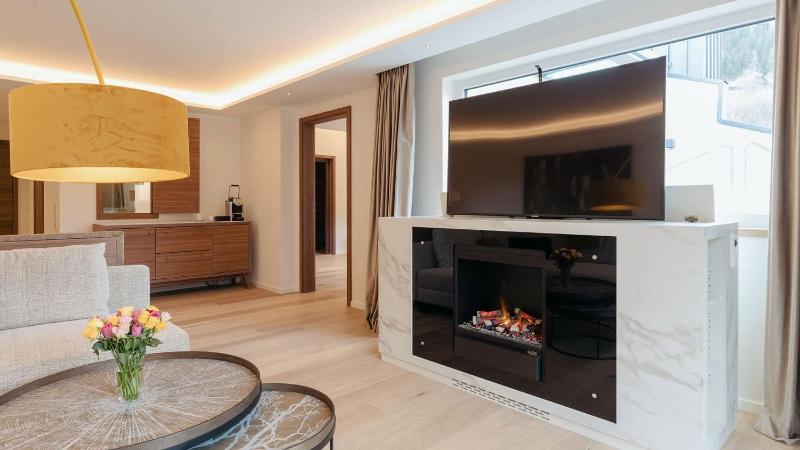 Executive Suite image 1