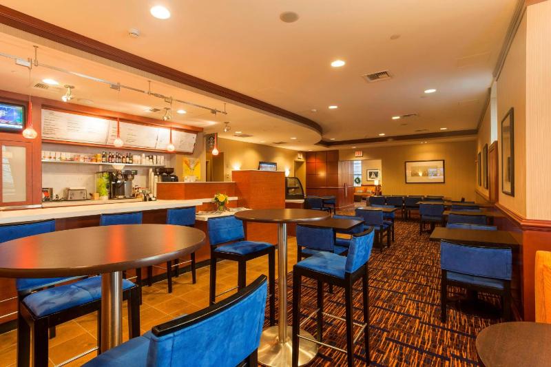 Courtyard by Marriott Boston Copley Square - image 8