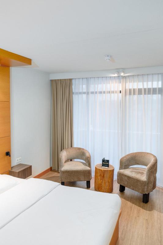 Superior Plus Double or Twin Room image 4