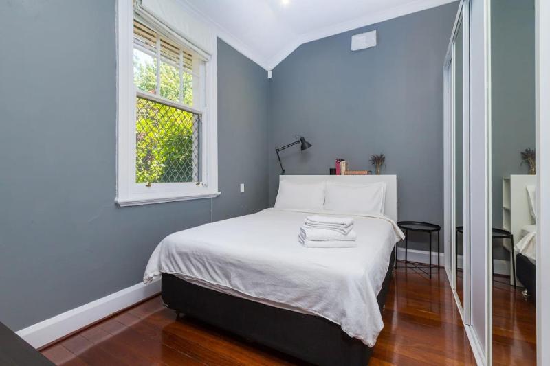 Fusion of 20th century charm and modern convenience - image 13