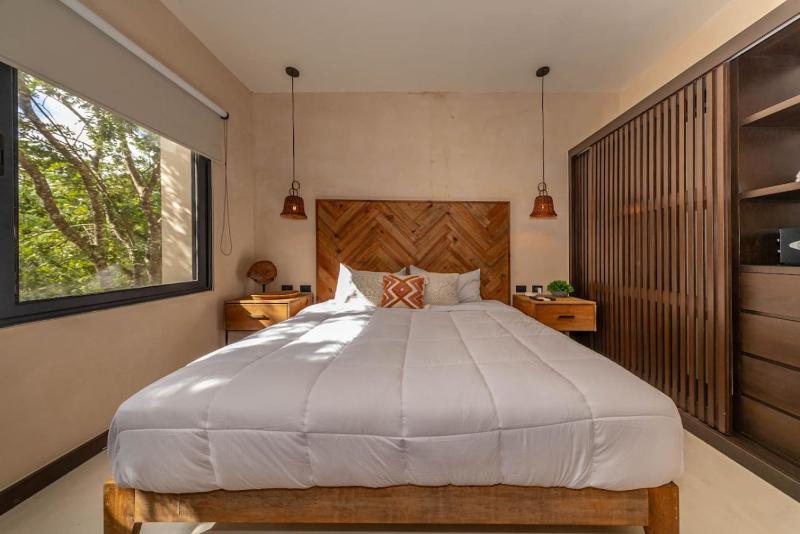 Villa Asana with Stunning Luxury Pool and Private Rooftop - image 47