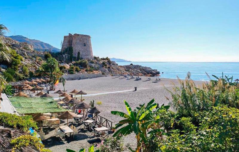 Awesome Home In Almuñecar - image 28