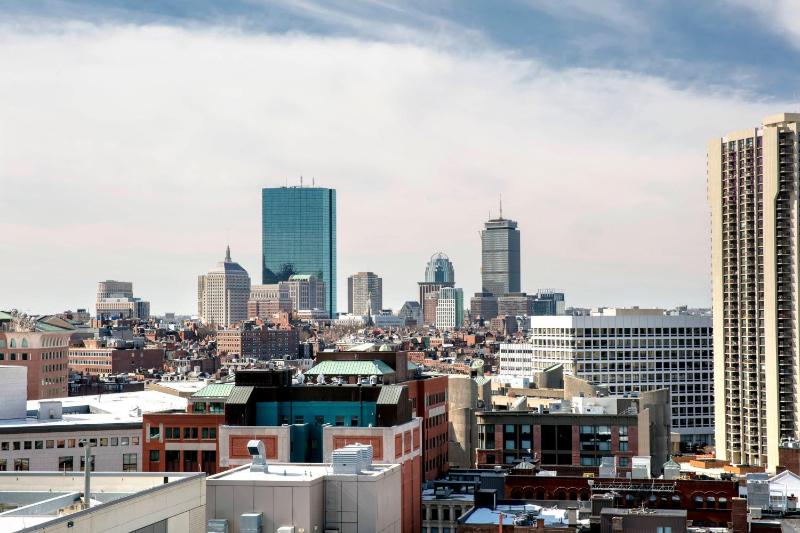 Courtyard by Marriott Boston Downtown/North Station - image 9