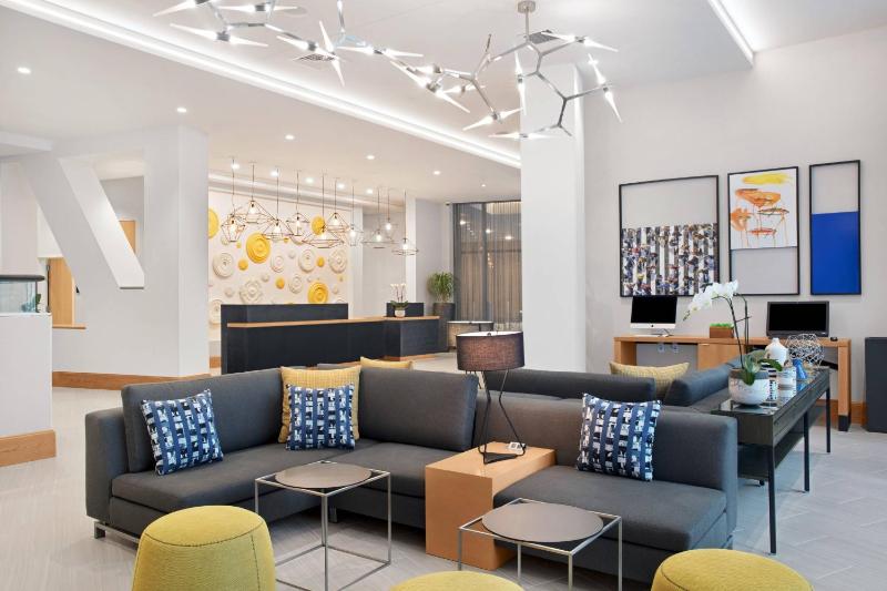 Courtyard by Marriott Boston Downtown/North Station - image 1