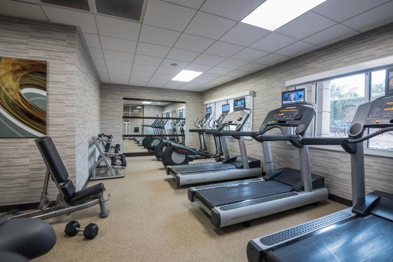 Courtyard by Marriott Charleston Historic District - image 7