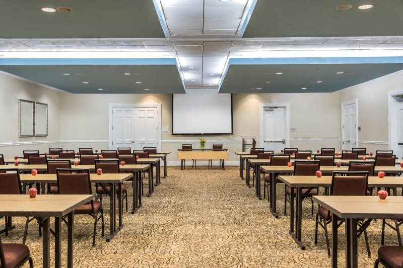 Courtyard by Marriott Charleston Historic District - image 6