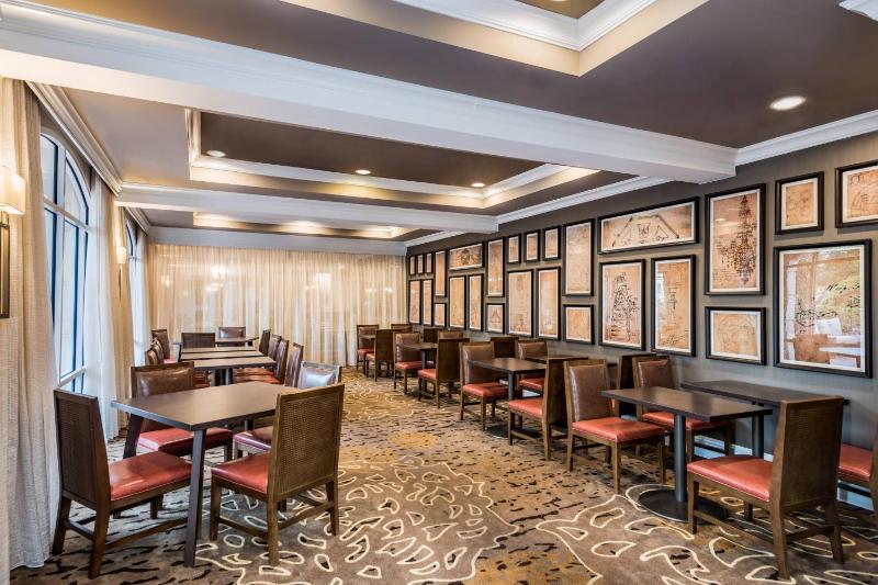 Courtyard by Marriott Charleston Historic District - image 3