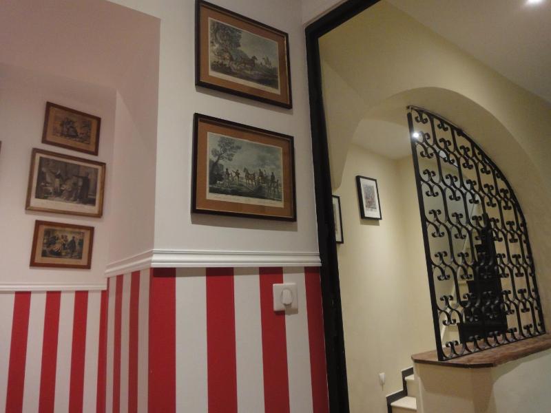 Small Double Room image 4