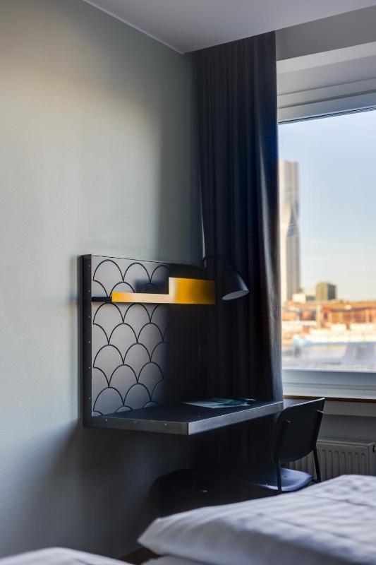Standard Room with Sea View image 2
