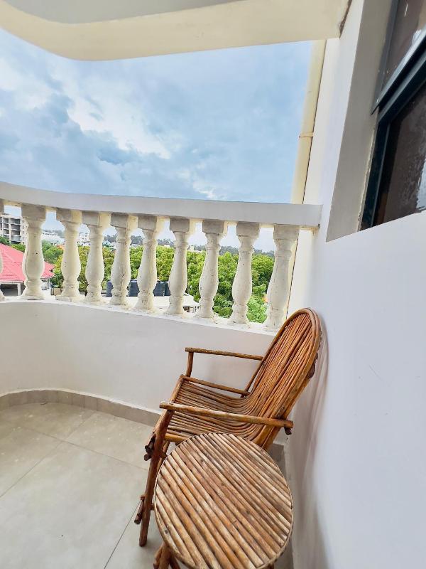 Nyali Exquisite 2 bedroom behind City Mall-Swanky - image 3