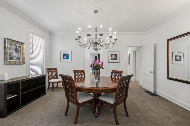 Standish House by BCA Furnished Apartments Standish House - image 8