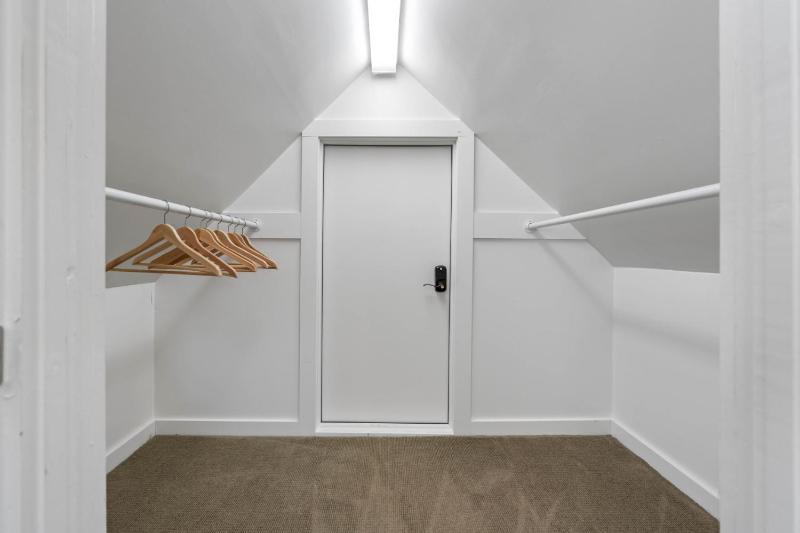 Standish House by BCA Furnished Apartments Standish House - image 12