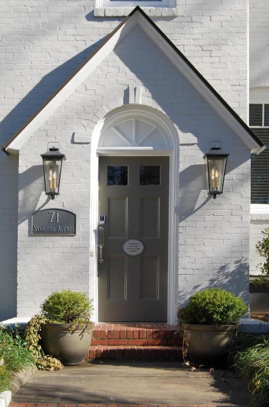 Standish House by BCA Furnished Apartments Standish House - image 7