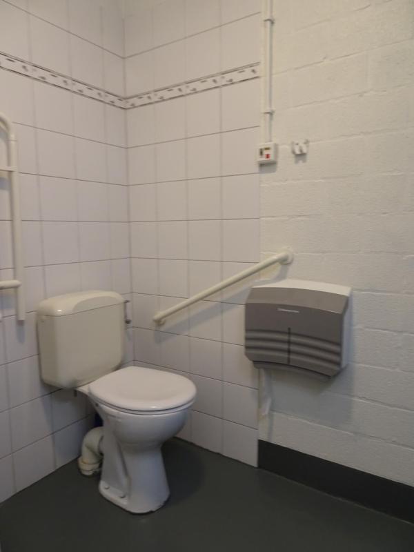 Twin Room image 3