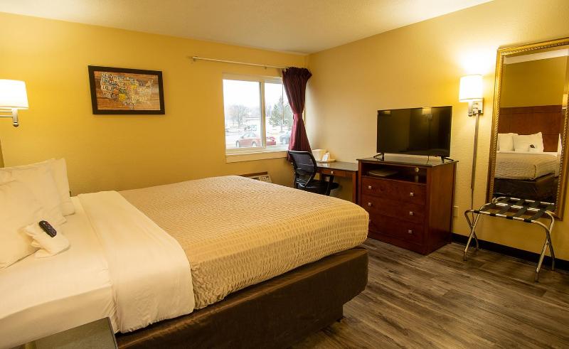 King Room - Disability Access image 2