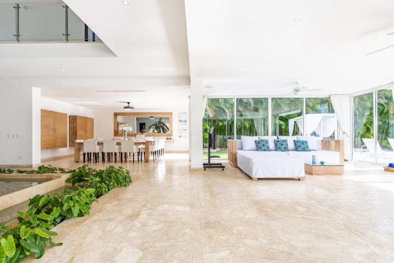 Luxury Rentals in Punta Cana - Exclusive Waterfall Villa with Private Pool BBQ Maid Golf - image 12