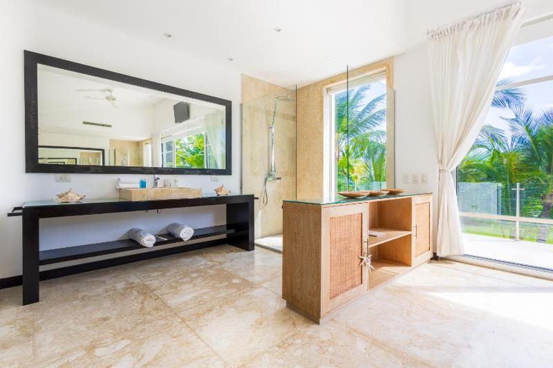 Luxury Rentals in Punta Cana - Exclusive Waterfall Villa with Private Pool BBQ Maid Golf - image 29