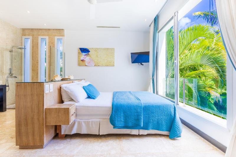 Luxury Rentals in Punta Cana - Exclusive Waterfall Villa with Private Pool BBQ Maid Golf - image 31