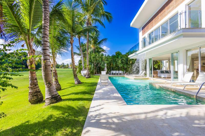 Luxury Rentals in Punta Cana - Exclusive Waterfall Villa with Private Pool BBQ Maid Golf - image 1