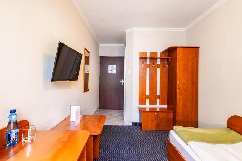 Economy Single Room image 4