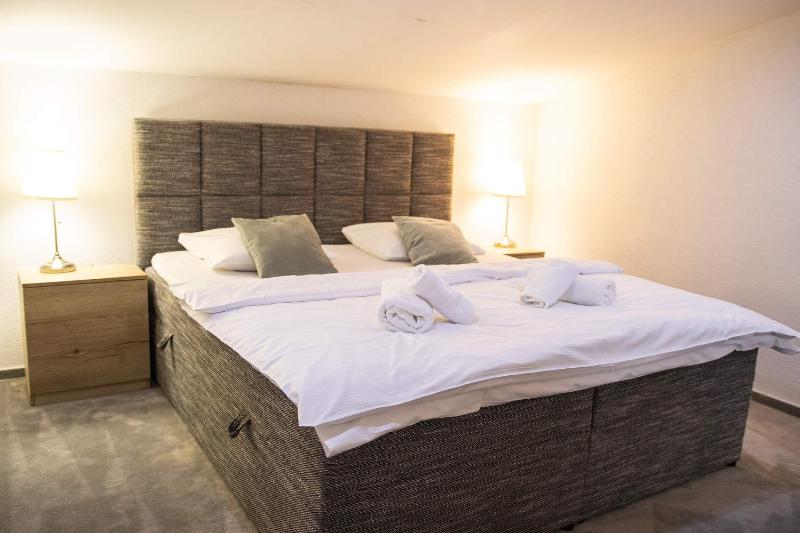 Maisonette image 1