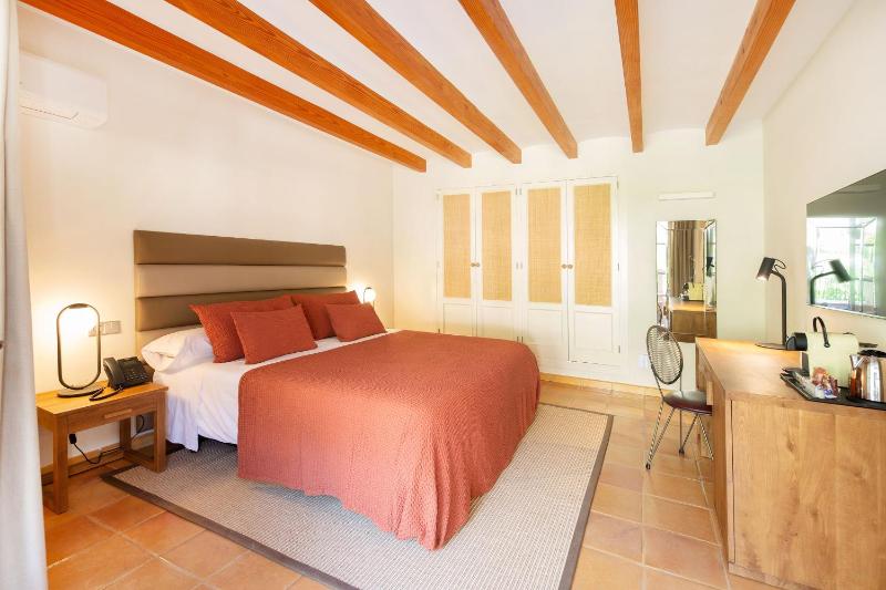 Hotel y Apartamentos DES PUIG - image 19