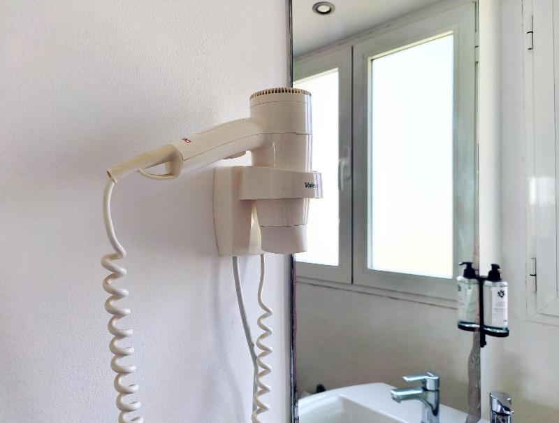 Apartment with Terrace image 4