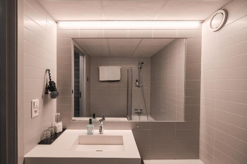 Superior Double Room image 4