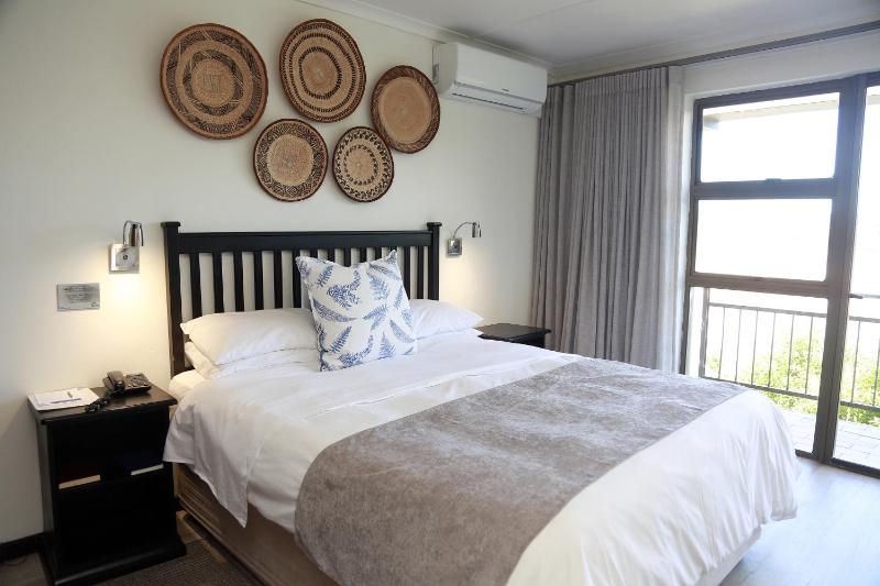 Blue Lagoon Hotel and Conference Centre - image 10