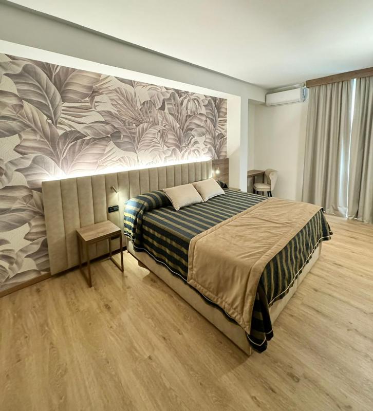 Double Room image 1