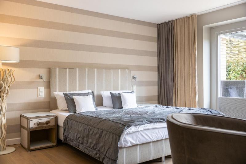 Double Room with Terrace image 1