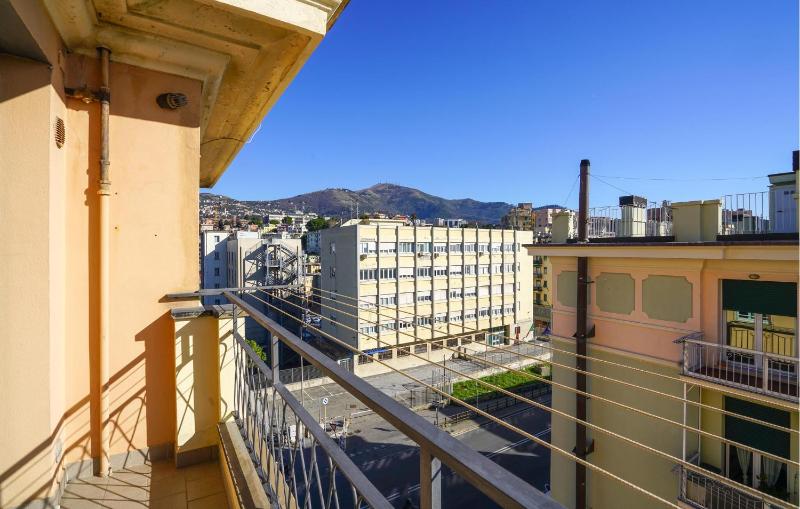 Beautiful Apartment In Genova With Wifi - image 14