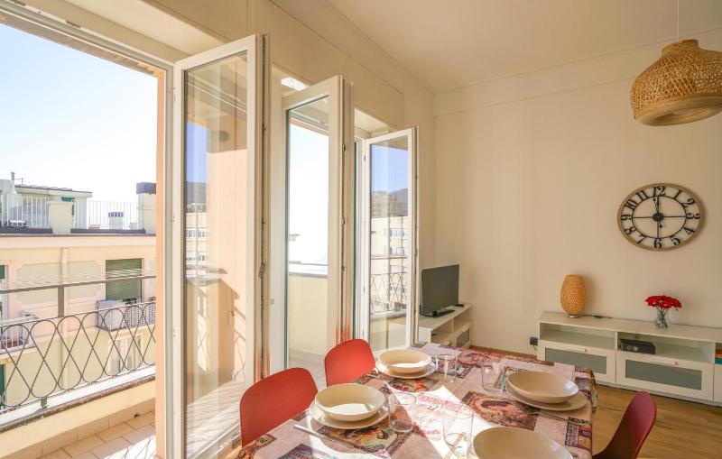 Beautiful Apartment In Genova With Wifi - image 8