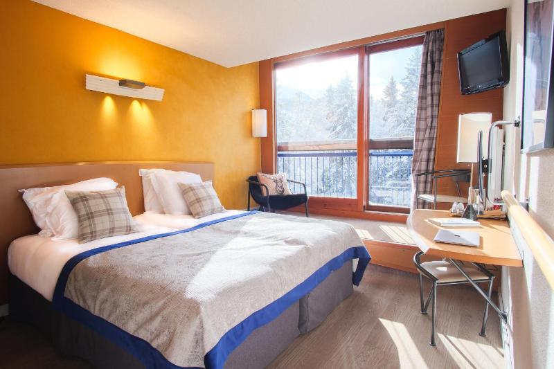 Double Room image 4