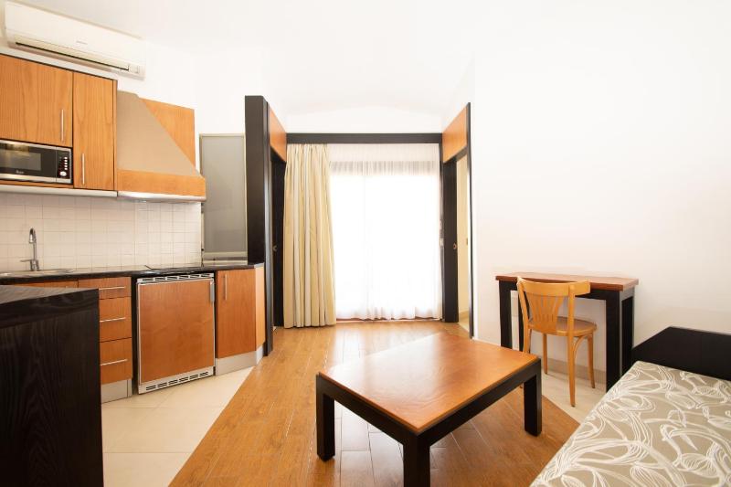 Bungalow (2 Adults) image 1