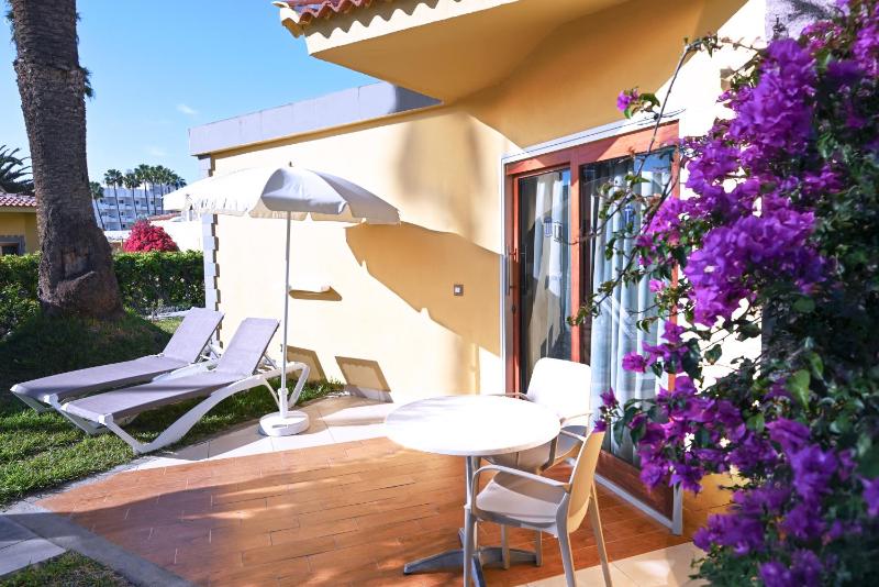 Bungalow (2 Adults) image 4