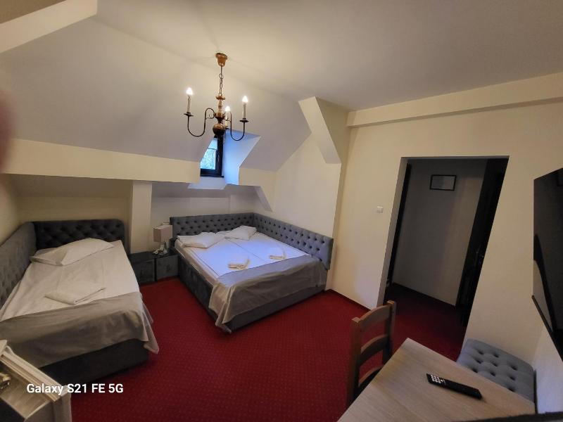 Triple Room image 3