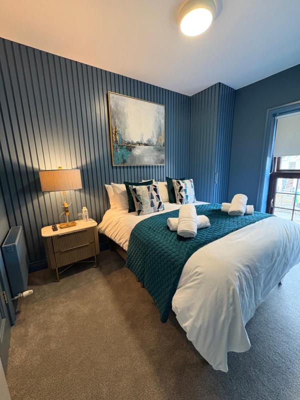 Deluxe Double Room with Shower image 4
