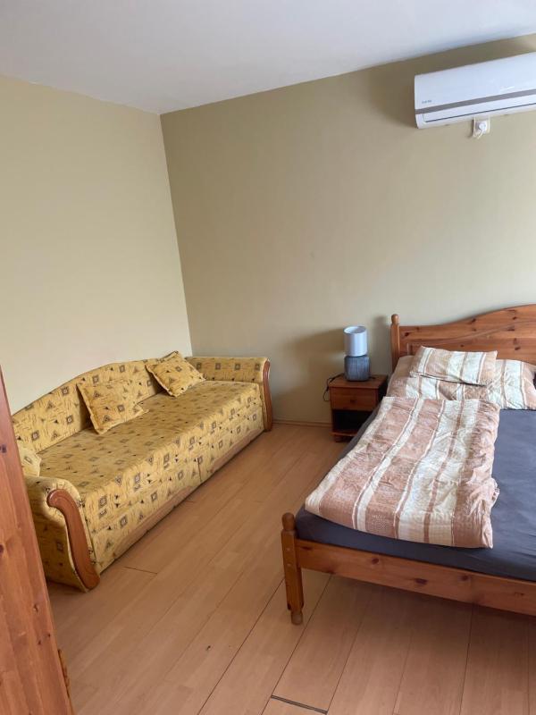 Rózsakert Apartmanház - image 37