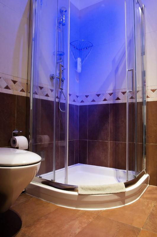 Superior Double Room image 1