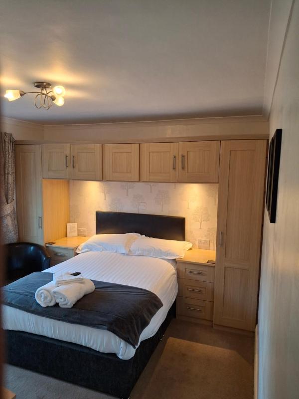 Double Room with Garden View image 2