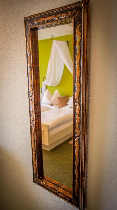 Double Room with Balcony image 2