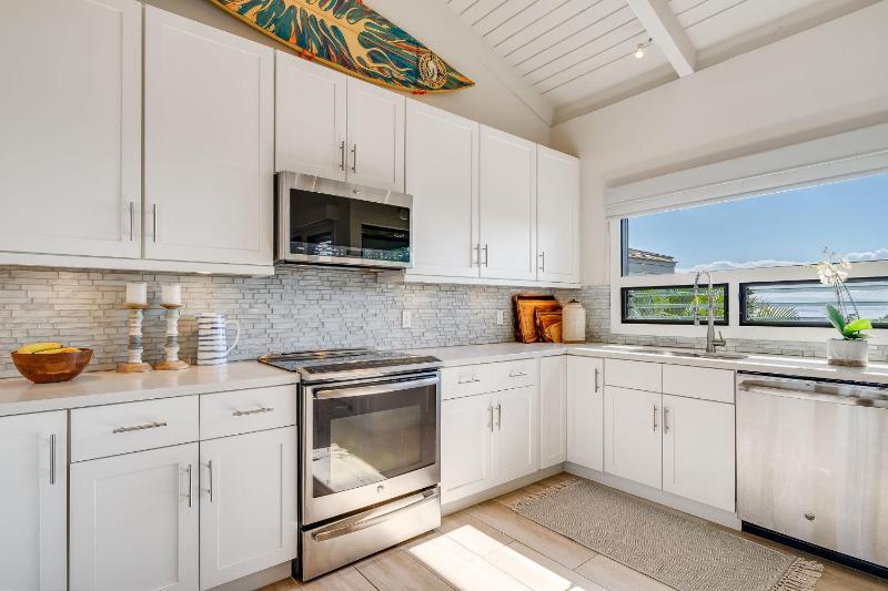 Wailea Ekolu Collection - image 31