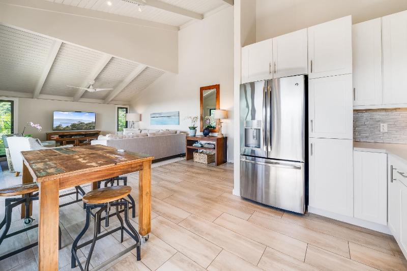 Wailea Ekolu Collection - image 8