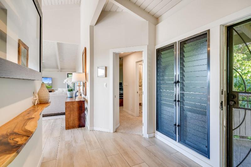 Wailea Ekolu Collection - image 3