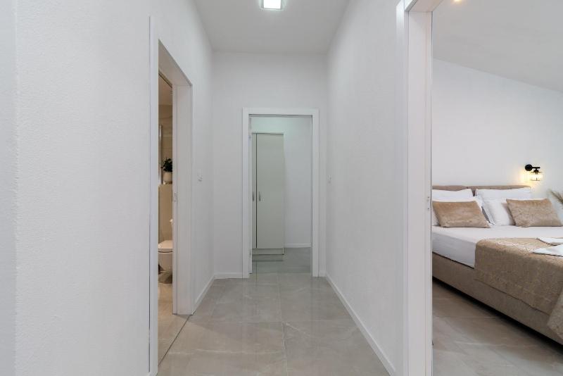 Apartments with parking space Mastrinka - Ciovo - 23789 - image 20