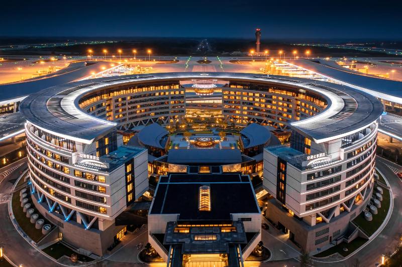 Tianfu Joyhub Air Hotel - image 1