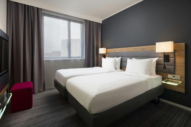 Moxy Twin Sleeper, Guest room, 2 Twin/Single Bed(s) image 3