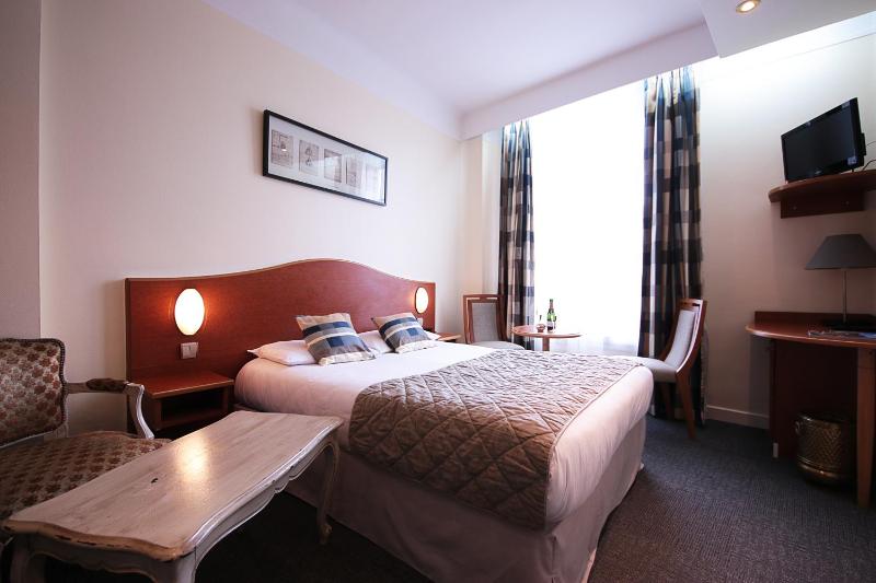 Standard Double Room image 1